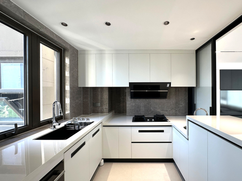 【小二家居4112 全屋定制】蔚藍天地 現代簡約-櫥柜衣柜定制家具 生產流程跟進